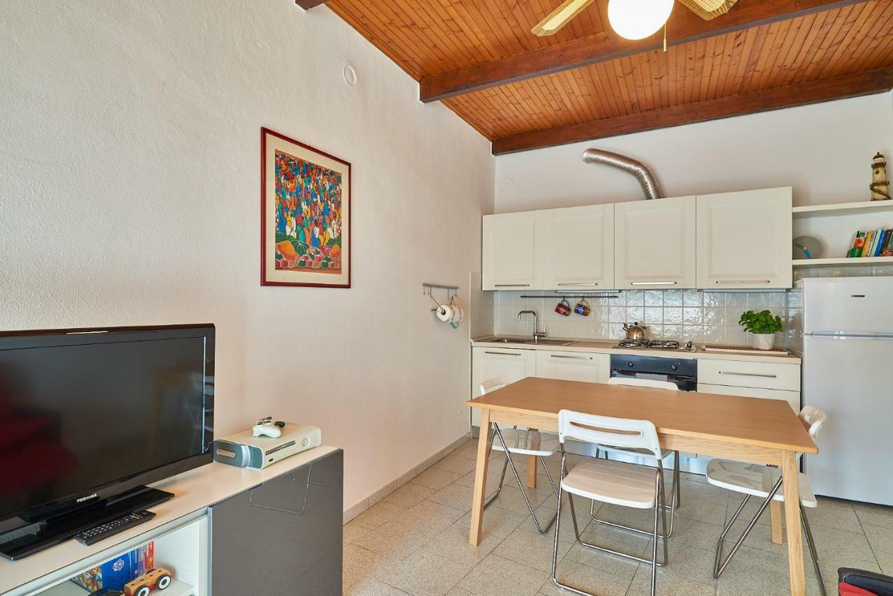 Acasadigiuly Villa Ceriale Eksteriør bilde