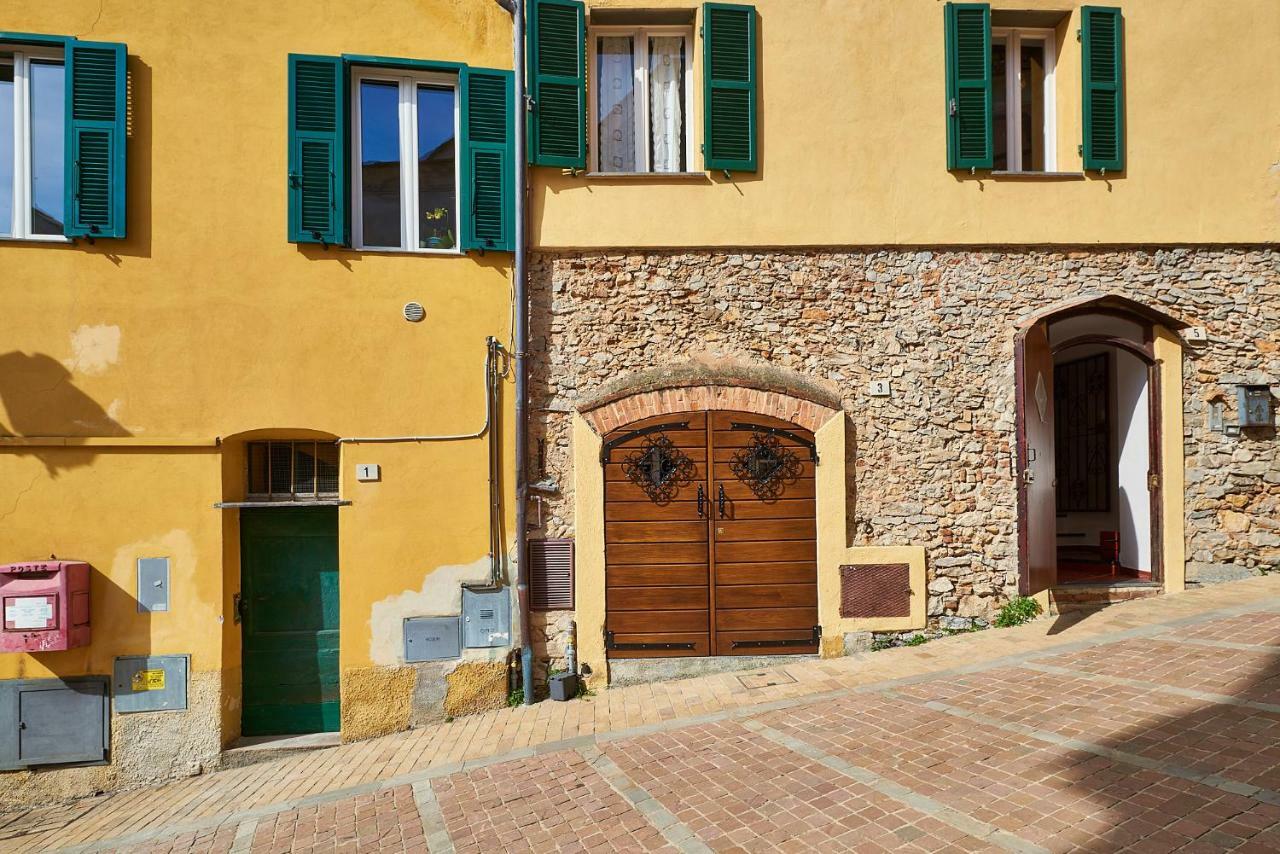 Acasadigiuly Villa Ceriale Eksteriør bilde